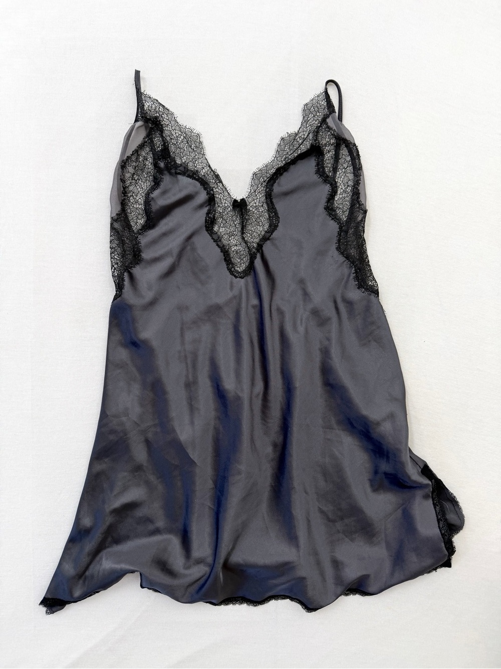 Victoria's Secret Black Satin Lace Trim Slip Cami — Y2K Coquette M - L